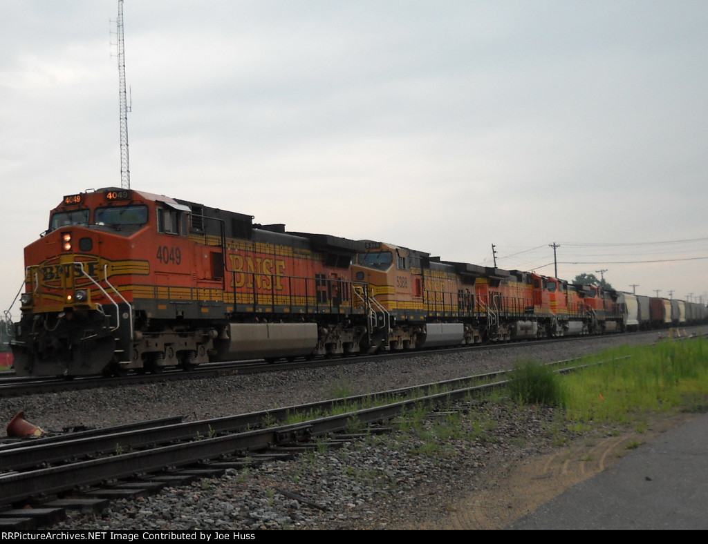 BNSF 4049 East